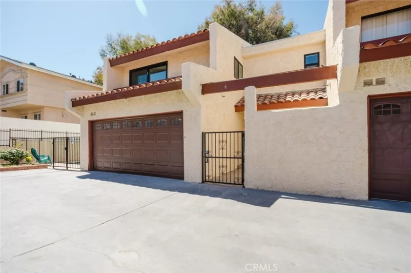 8740 Willis Avenue #6 photo 4