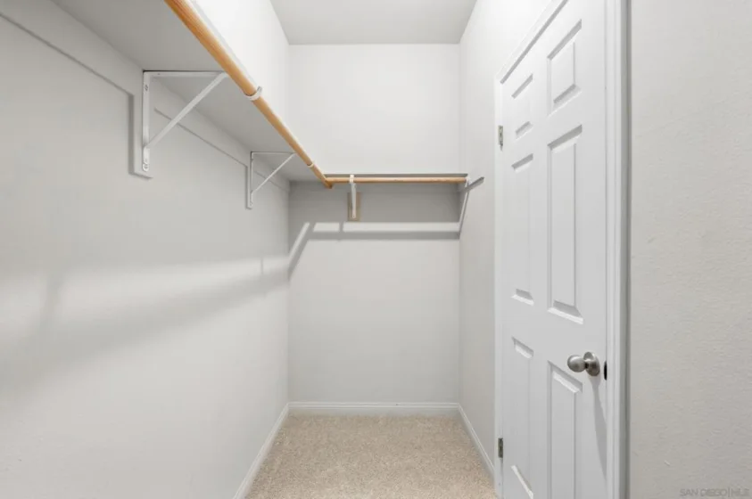1329 Holly Avenue photo 18