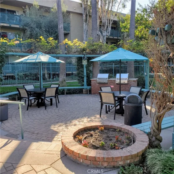448 N Bellflower Boulevard #101 photo 32