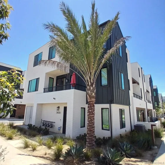 2430 Cascalote Loop photo 1