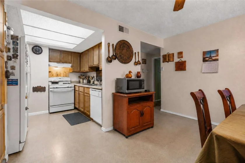 8847 Willis Avenue #16 photo 2