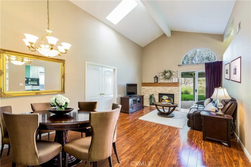 41579 Avenida De La Reina photo