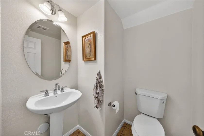 28432 Plymouth Way photo 6