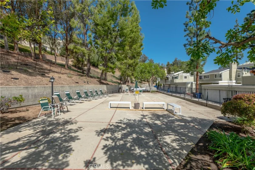 22139 Burbank Boulevard #7 photo 26