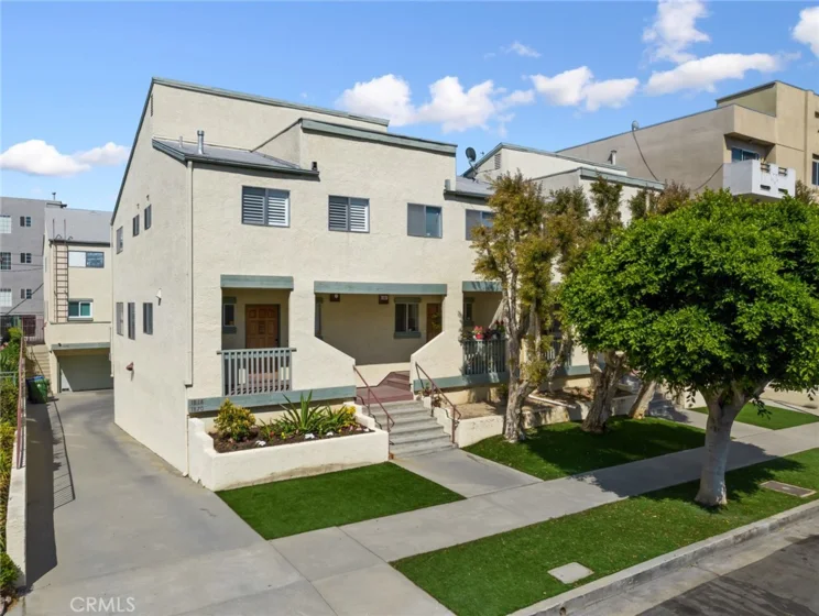 1818 Butler Avenue #1 photo 1