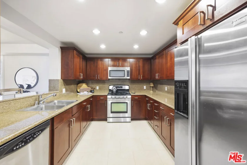 305 Arnaz Drive #303 photo 9
