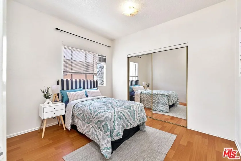 431 S Kingsley Drive #205 photo 19