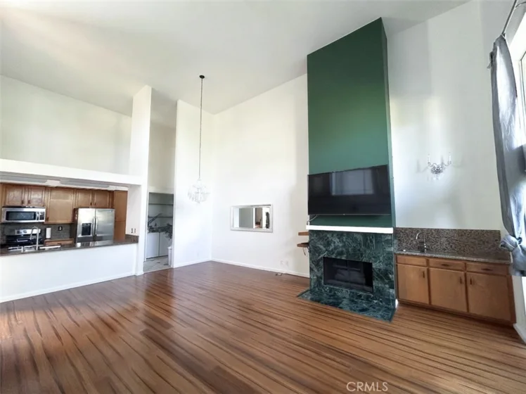 5440 Lindley Avenue #310 photo 7