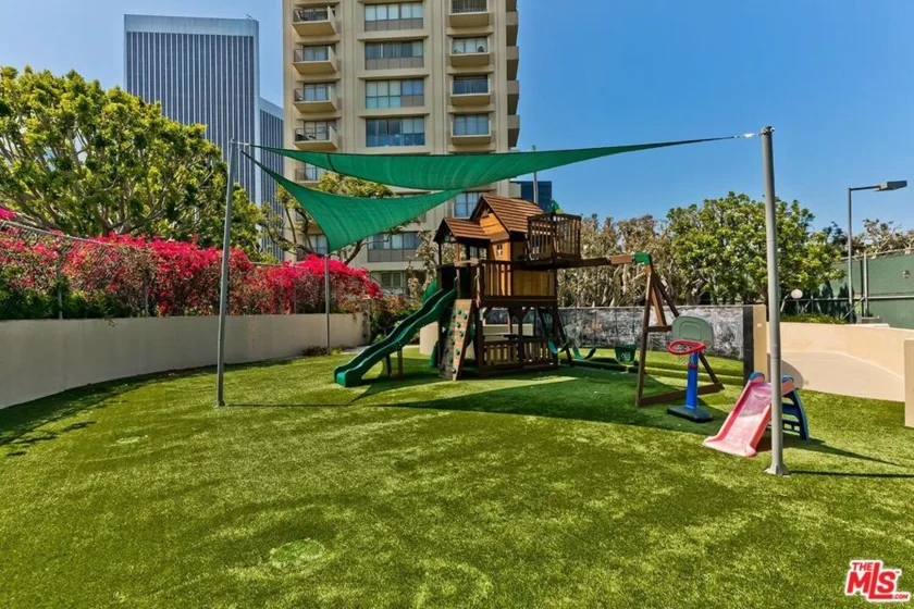 2170 Century Park East #1507 photo 20