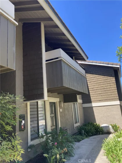 192 Streamwood photo 1