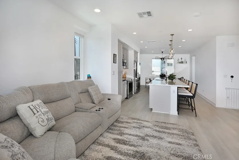 854 S Harbor Boulevard photo 13