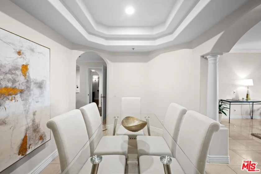 7218 Hillside Avenue #202 photo 3