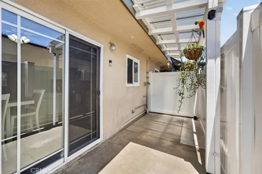 8788 Valley View #C photo 20