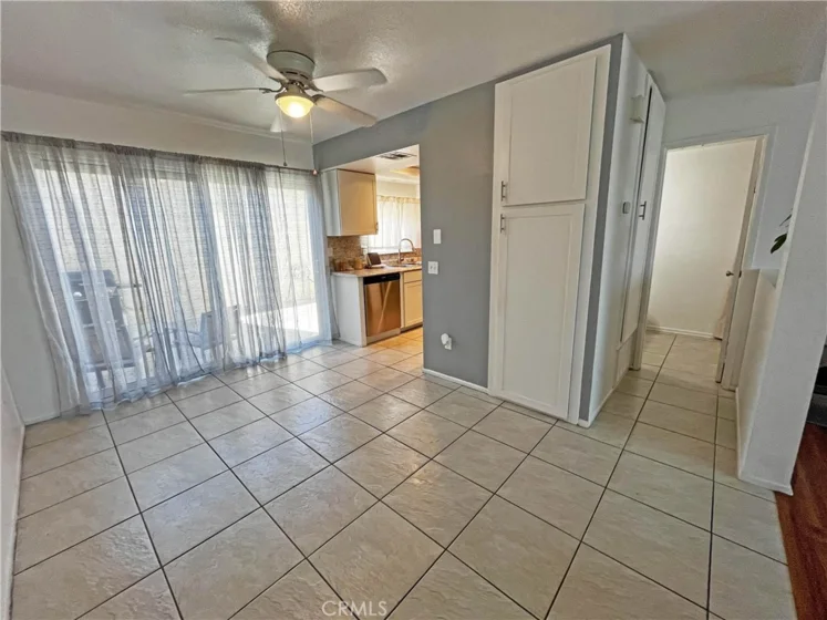 24109 Fir photo 16