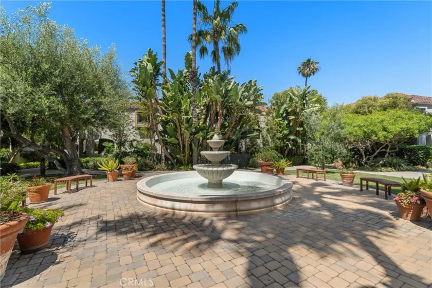 4802 Tiara #204 photo 32