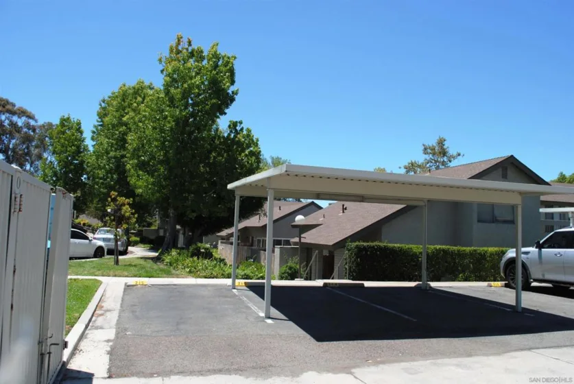 10839 Caravelle Place photo 14