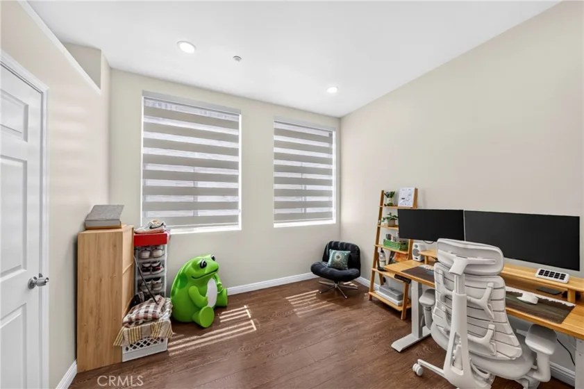 435 W Center Street #316 photo 16