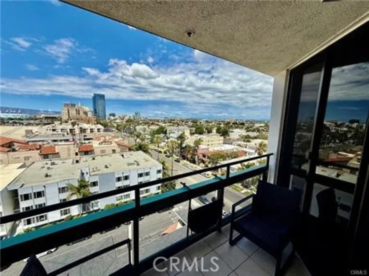1310 E Ocean #906 photo 23