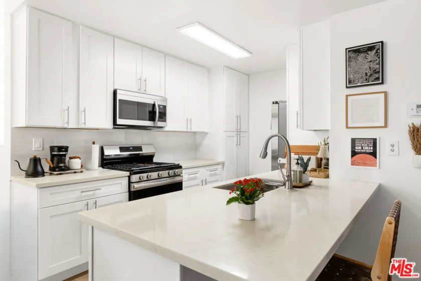 6241 Nita Avenue photo 18