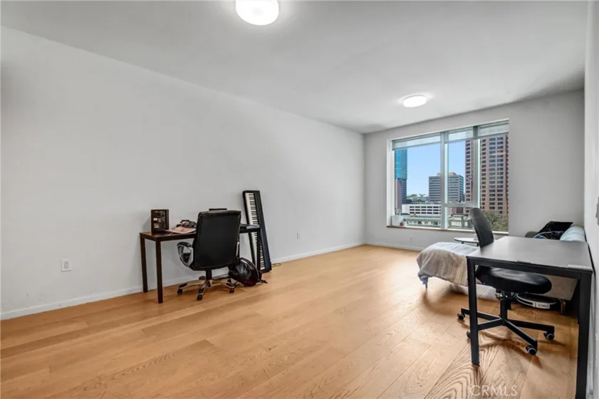 889 Francisco Street #1710 photo 9