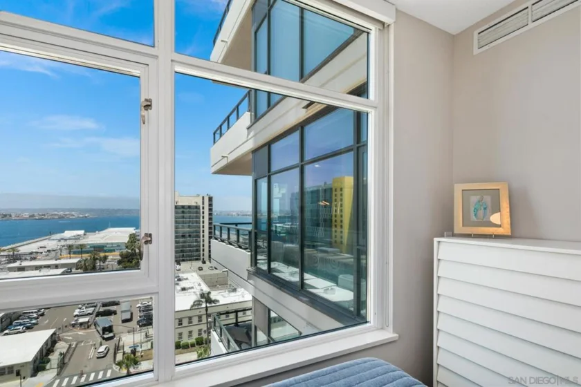 1205 Pacific Hwy #1206 photo 14