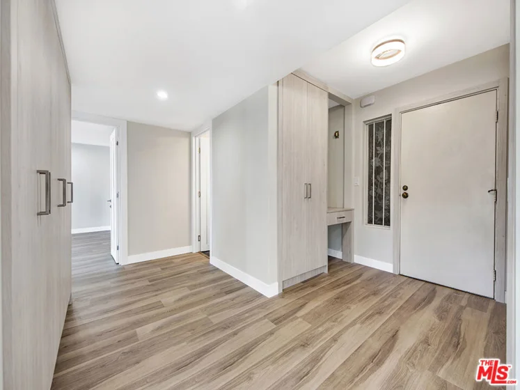 1325 Valley View Road #201 photo 5