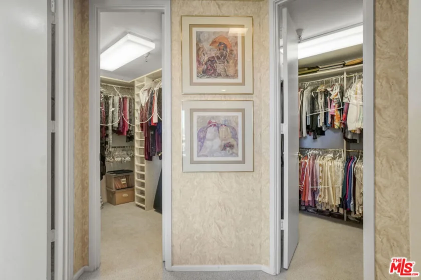 10551 Wilshire Boulevard #902 photo 25