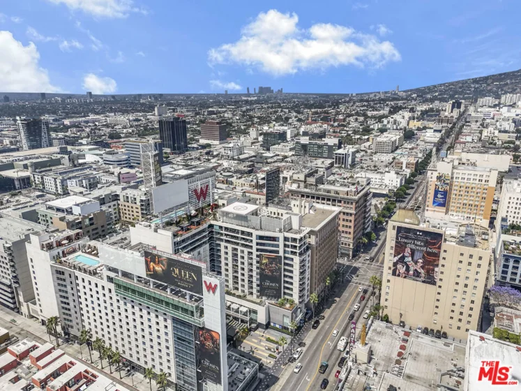 6253 Hollywood Boulevard #903 photo 27