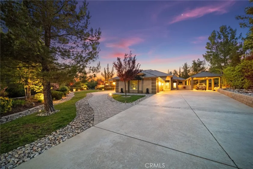 38565 Celine Cove photo 5