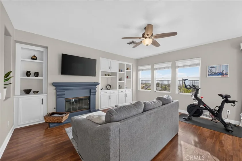 44829 Mumm Street photo 9