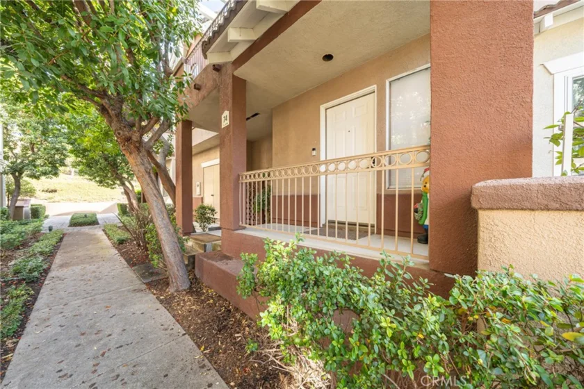 74 Santa Barbara Court photo 1