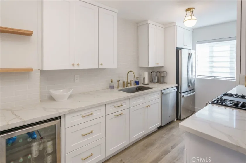 3932 N Virginia Road #201 photo 1