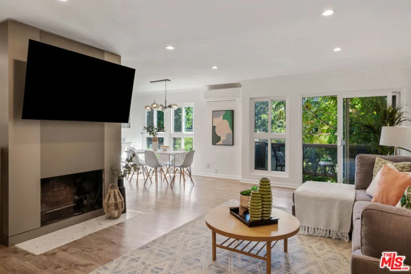 1828 Camden Avenue #101 photo 1