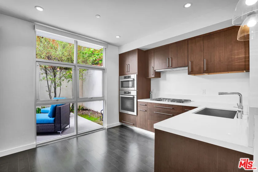 125 Pacific Street #8 photo 8