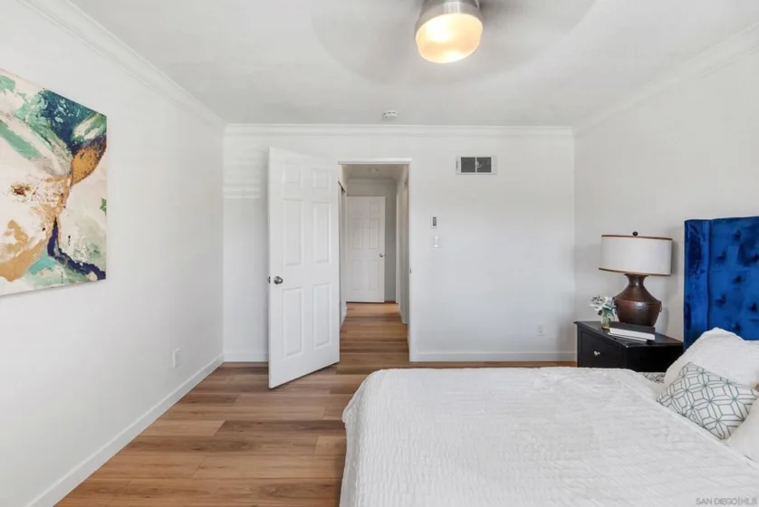 7597 Charmant Drive #Unit 904 photo 8
