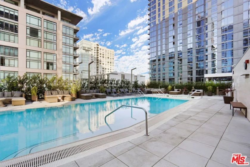 1155 S Grand Avenue #516 photo 10