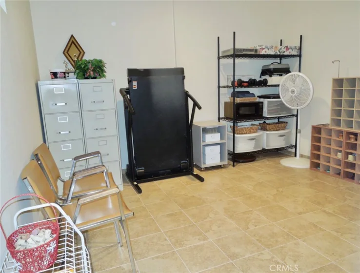 21931 Burbank #23 photo 28