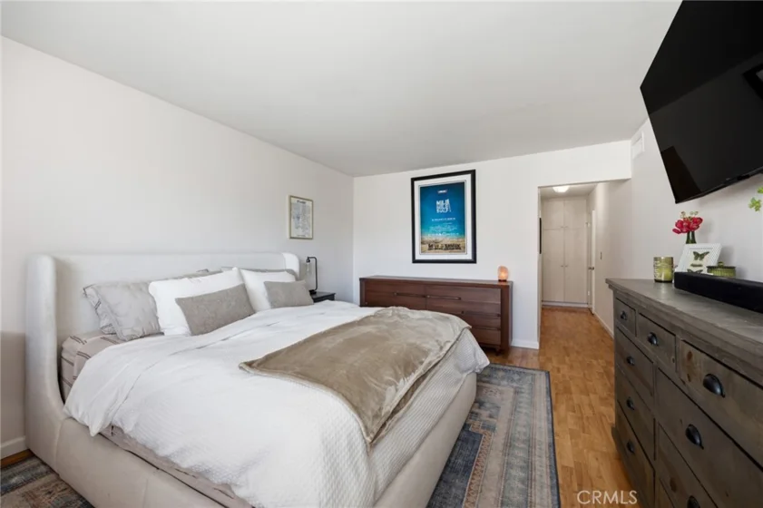 14141 Dickens #312 photo 19