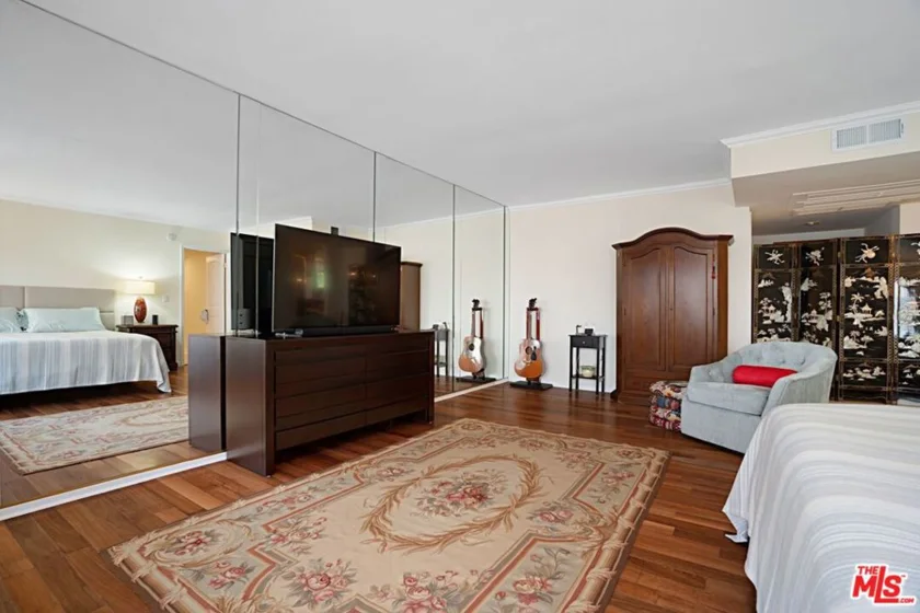 9330 Clifton Way #105 photo 20