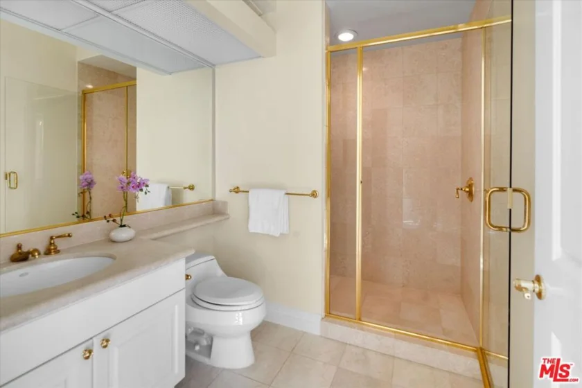 11847 Gorham Avenue #403 photo 9