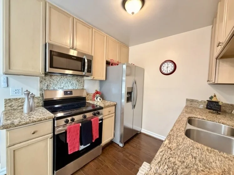 8650 Belford photo 7