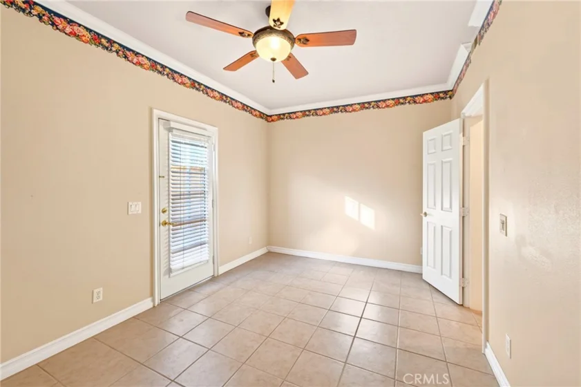 43048 Noble Court photo 25