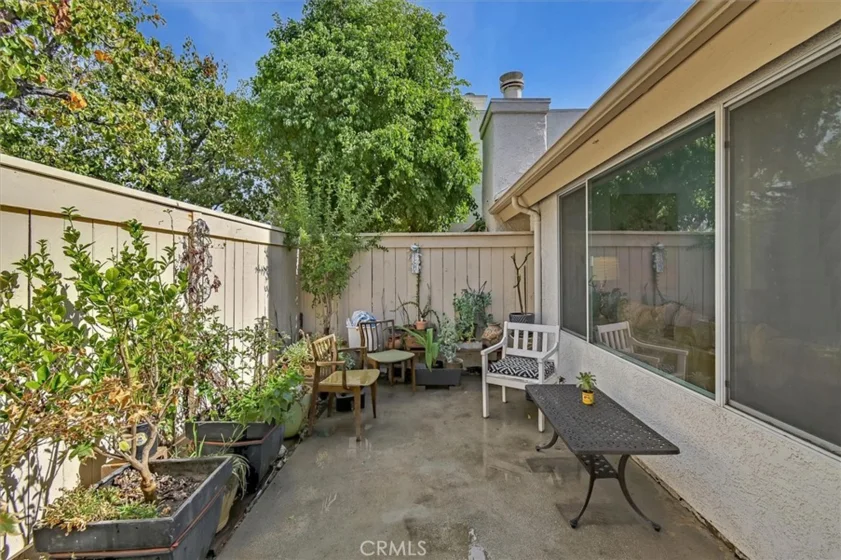 10440 Zelzah Avenue #C photo 1