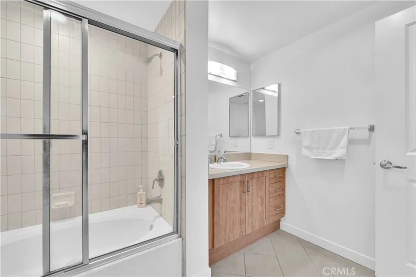 267 S San Pedro #218 photo 11