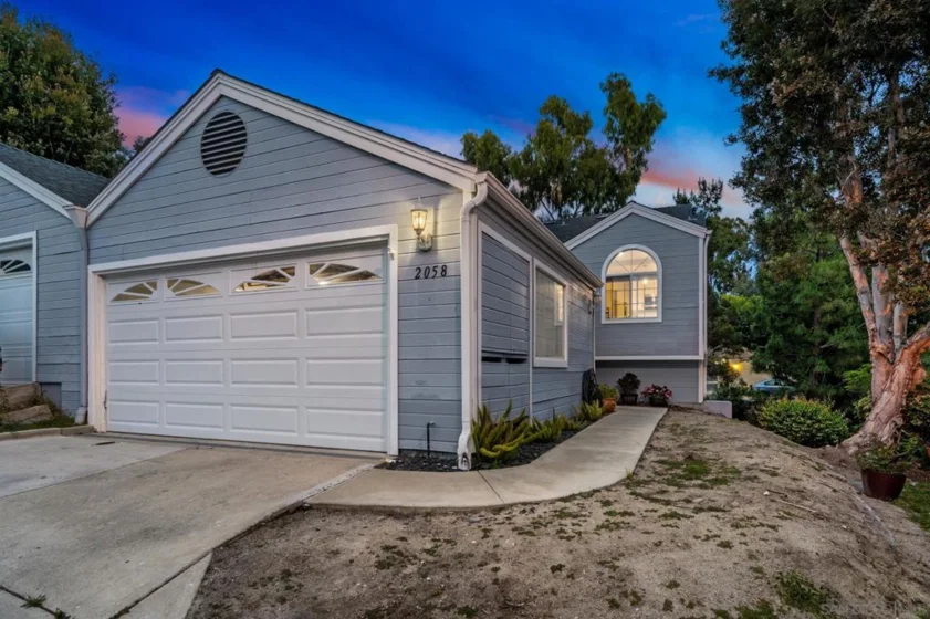 2058 Costa Vista Way photo 1