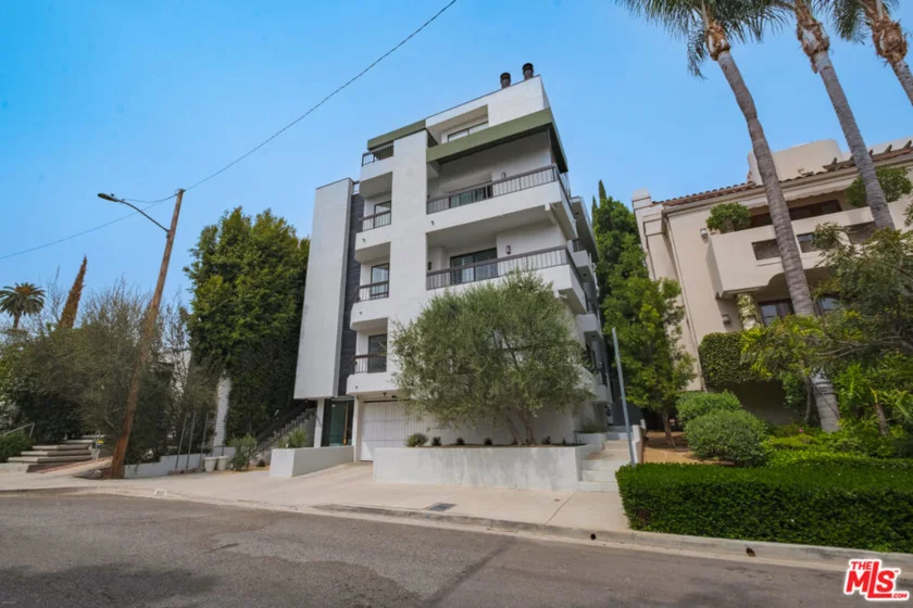 9033 Vista Grande Street #1 photo 38