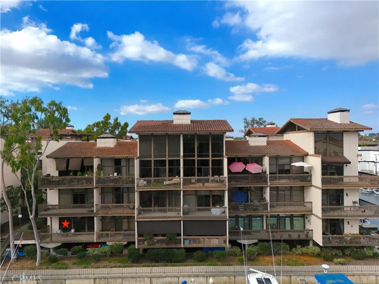 6126 N Marina Pacifica photo 2