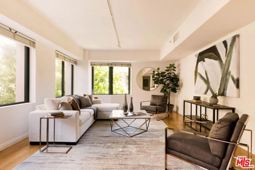 10520 Wilshire Boulevard #303 photo 13