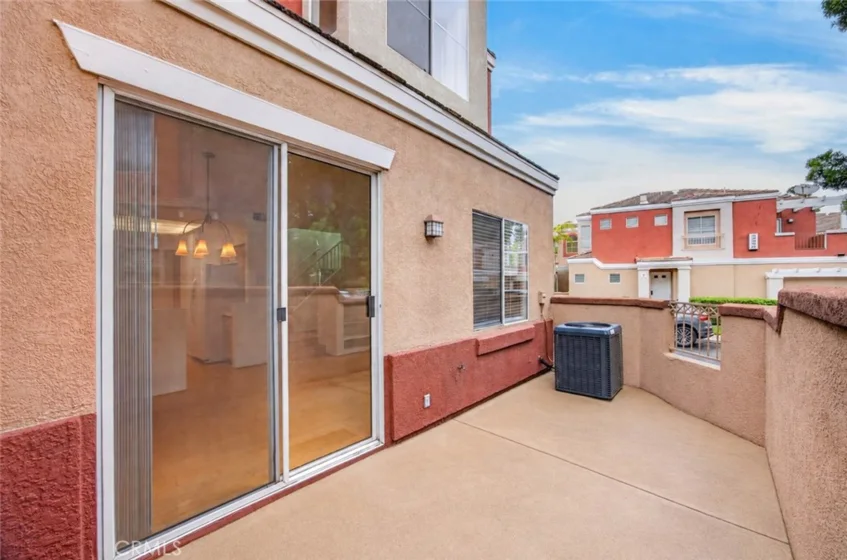 24 Mission Court photo 20
