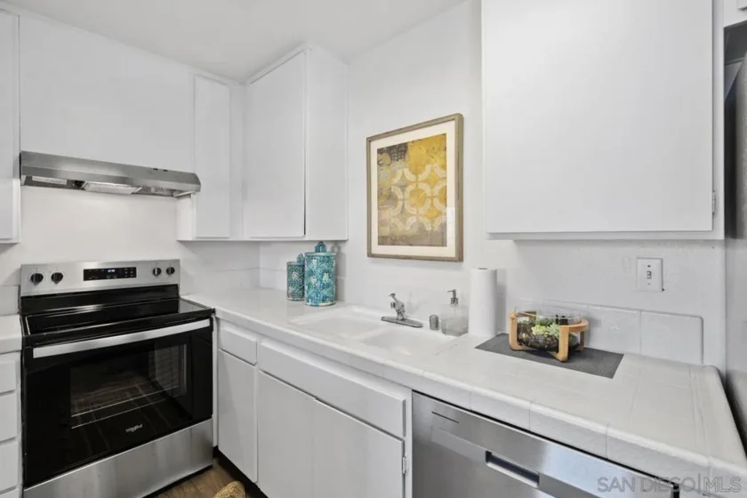 6765 Alvarado Road #5 photo 18